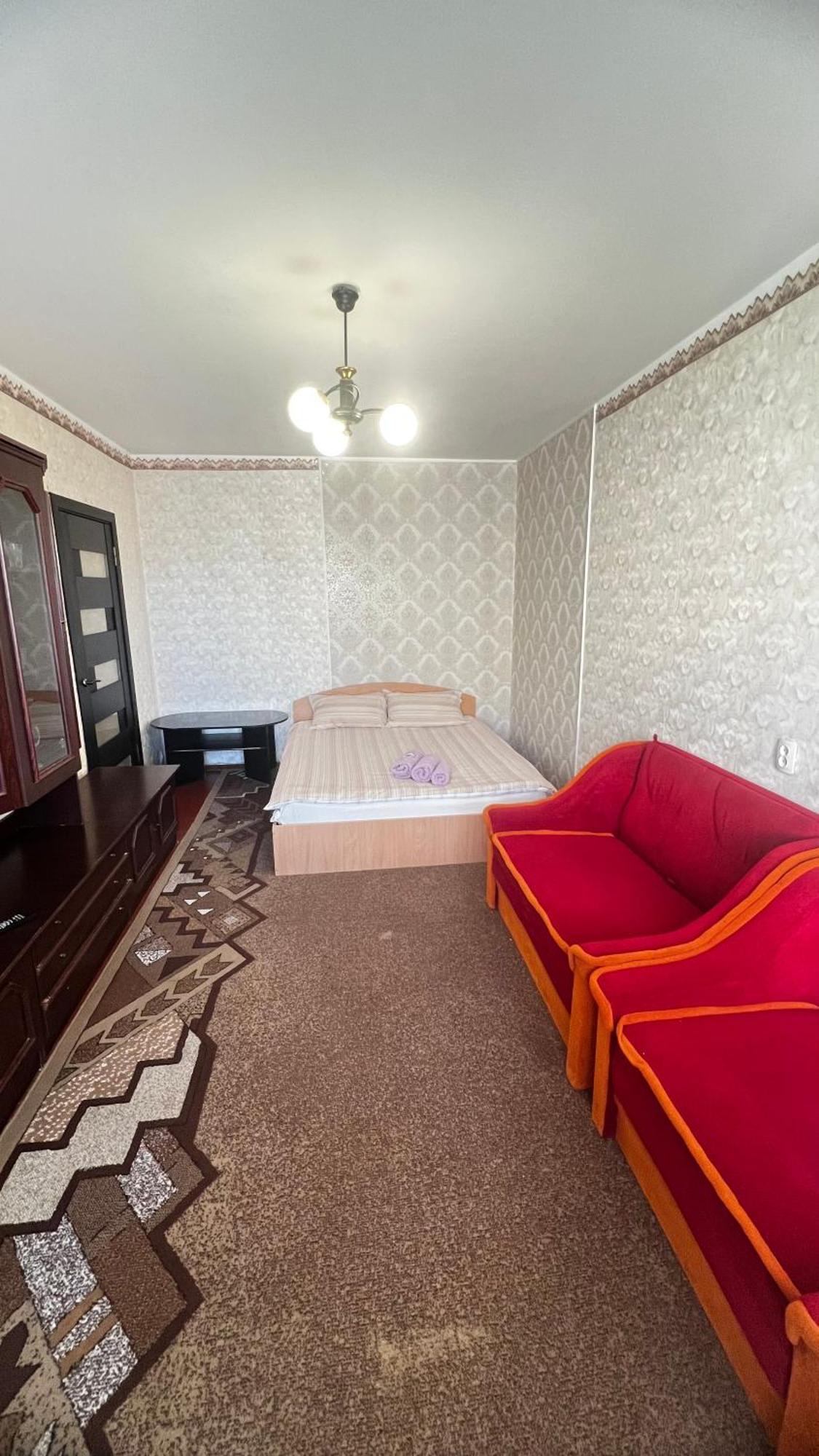 Apartment On Bukovinska รีฟเน ภายนอก รูปภาพ